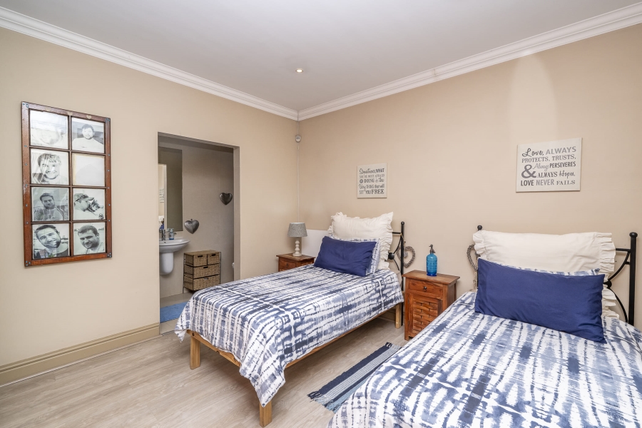 3 Bedroom Property for Sale in Protea Heights Western Cape